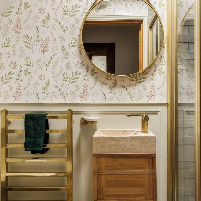 Contemporary bathroom